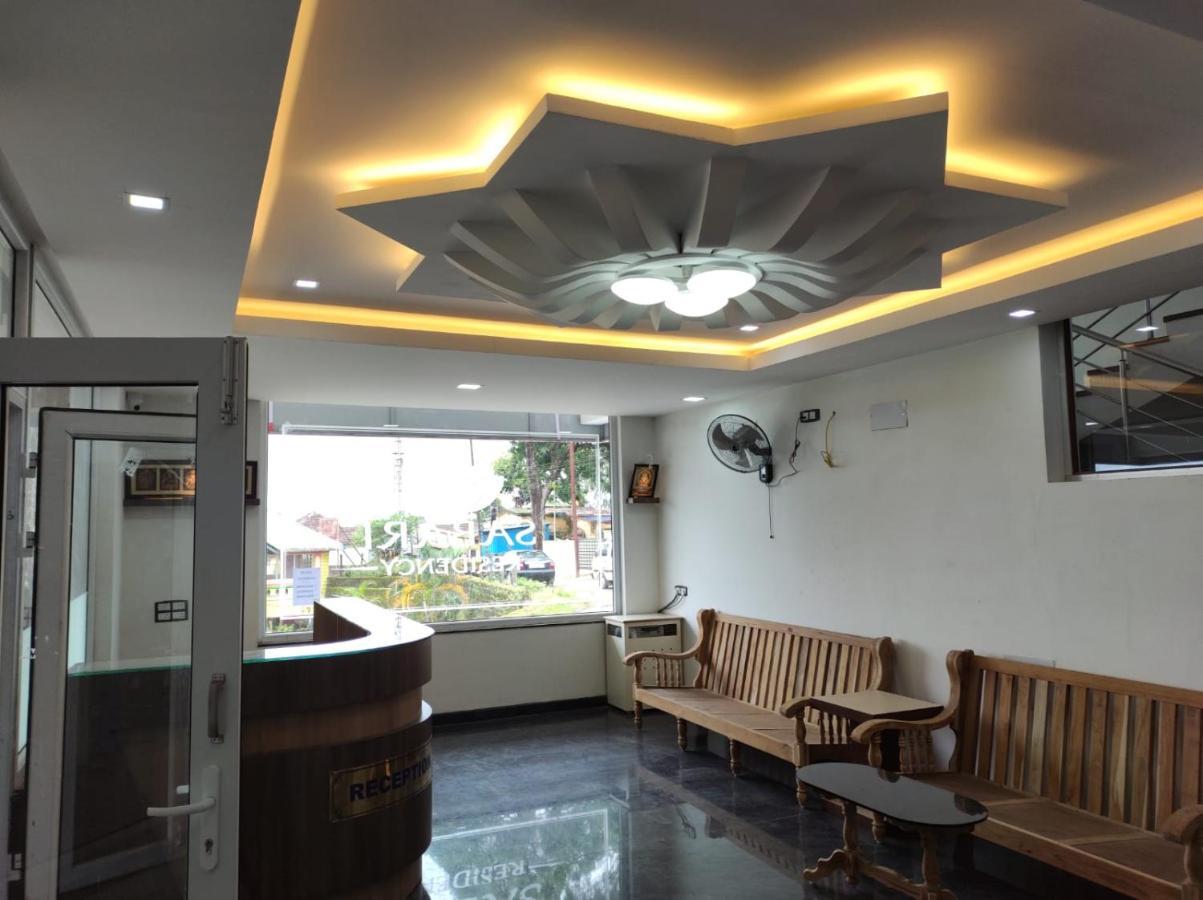 Sabari Residency Otel Vālpārai Dış mekan fotoğraf